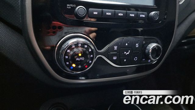 Renault Korea QM3 LE 2015 — фото 20
