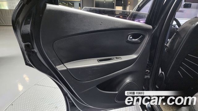 Renault Korea QM3 LE 2015 — фото 30