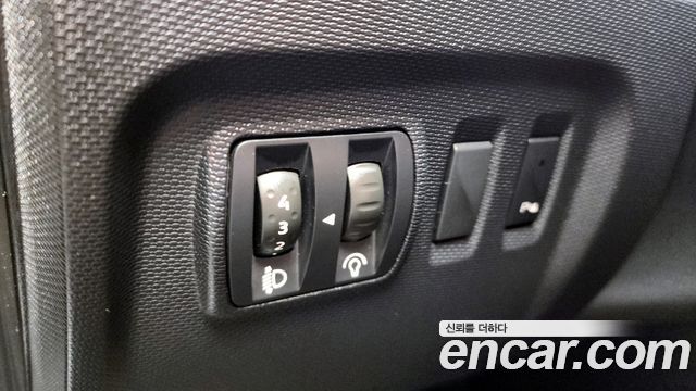 Renault Korea QM3 LE 2015 — фото 32