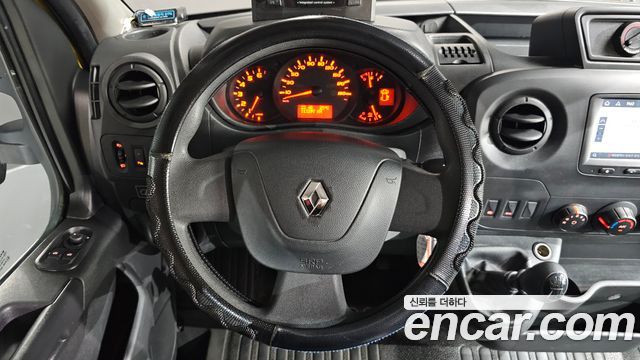 Renault Korea Master School Bus 15-Seater 2020 — фото 15