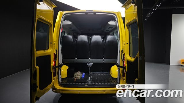 Renault Korea Master School Bus 15-Seater 2020 — фото 19