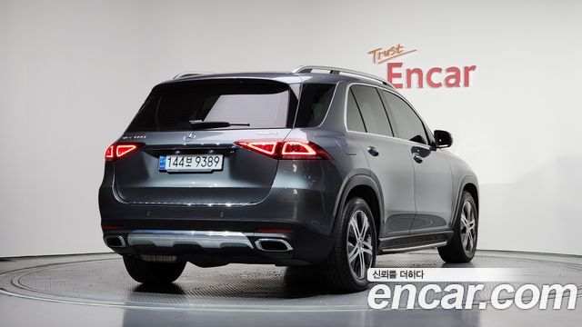 Mercedes-Benz GLE-Class (W167) GLE300d 4MATIC 2020 — фото 2