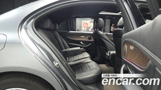 Mercedes-Benz E-Class (W213) E250 Exclusive 2021 — фото 12