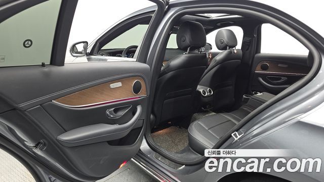Mercedes-Benz E-Class (W213) E250 Exclusive 2021 — фото 26