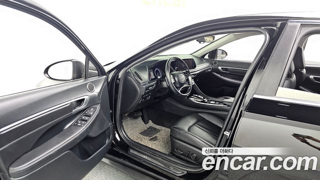 Hyundai Sonata (DN8) 2.0 LPG(rental car) Smart 2022 — фото 10