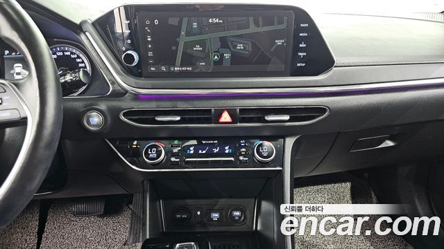 Hyundai Sonata (DN8) 2.0 LPG(rental car) Smart 2022 — фото 12