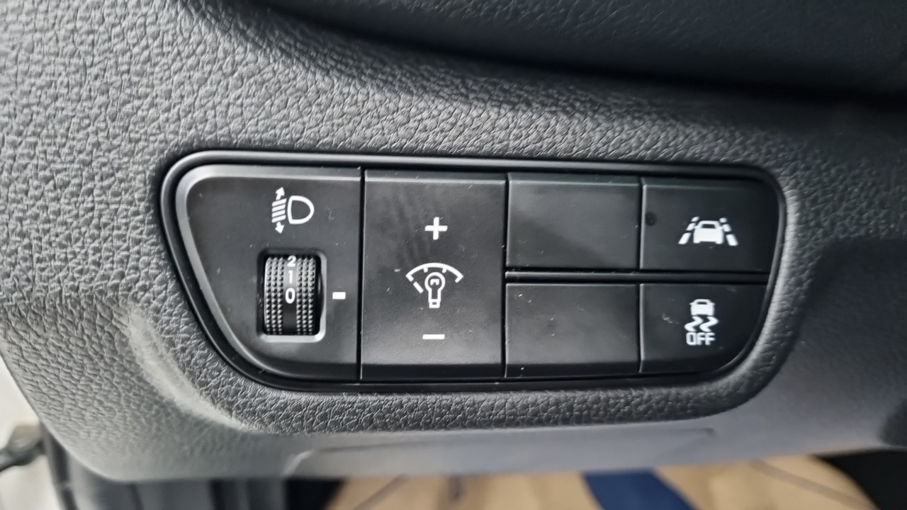 Kia Seltos Gasoline 1.6 Turbo 2WD Signature 2023 — фото 20
