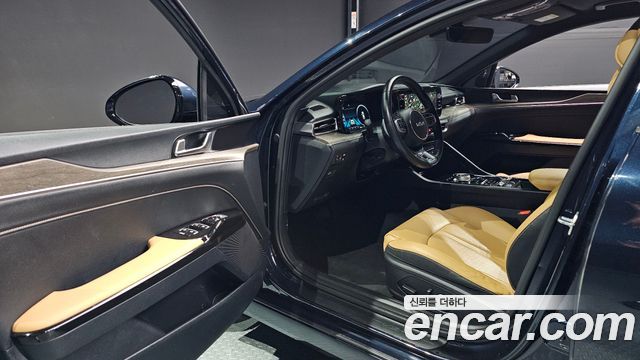 Kia K5 (III) 2.0 Noblesse 2023 — фото 10