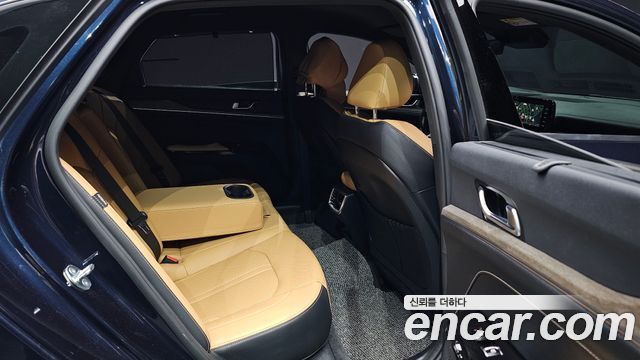 Kia K5 (III) 2.0 Noblesse 2023 — фото 11
