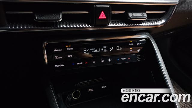 Kia K5 (III) 2.0 Noblesse 2023 — фото 18