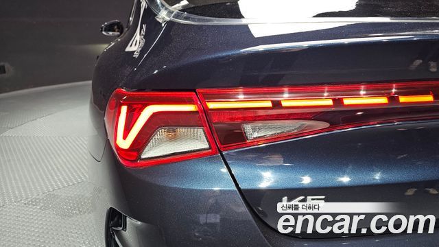 Kia K5 (III) 2.0 Noblesse 2023 — фото 23