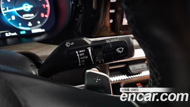 Kia K5 (III) 2.0 Noblesse 2023 — фото 31