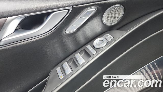 Genesis G80 (RG3) Gasoline 3.5 Turbo AWD 2022 — фото 30