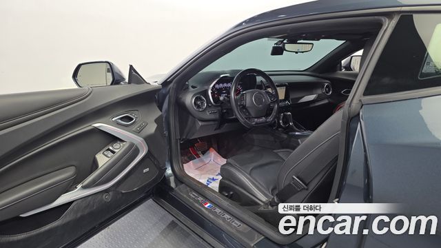 Chevrolet Camaro SS 6.2 V8 2019 — фото 10