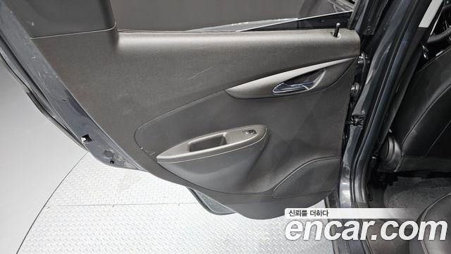 Chevrolet Spark Premier 2022 — фото 25