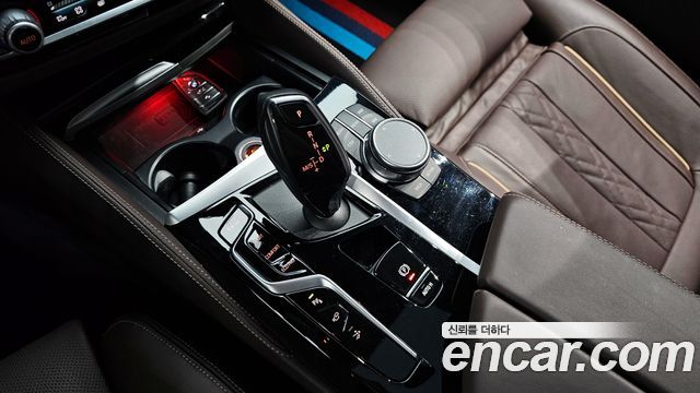 BMW 6 Series GT (G32) 630i xDrive M Sport 2024 — фото 9
