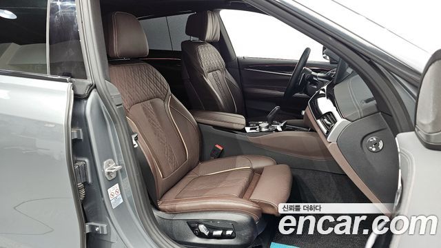 BMW 6 Series GT (G32) 630i xDrive M Sport 2024 — фото 11