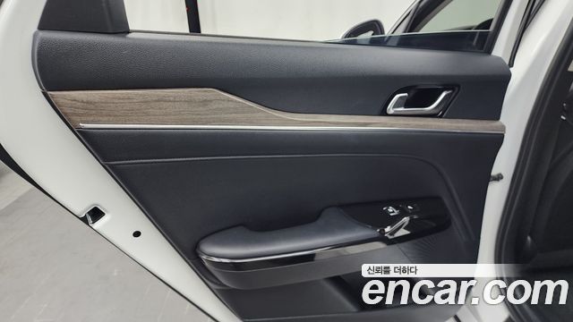 Kia K5 (III) 2.0 Noblesse 2021 — фото 31