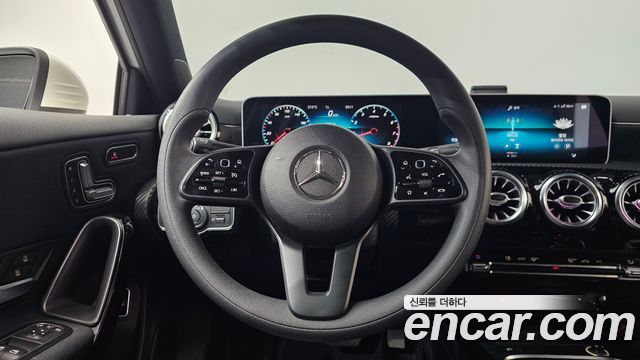 Mercedes-Benz A-Class (W177) A220 Sedan 2020 — фото 12
