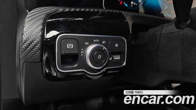 Mercedes-Benz A-Class (W177) A220 Sedan 2020 — фото 16