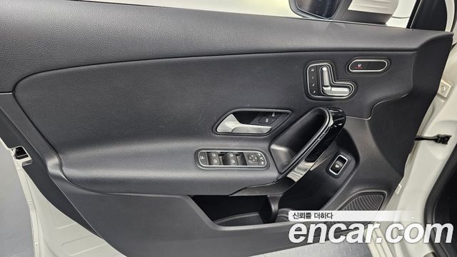 Mercedes-Benz A-Class (W177) A220 Sedan 2020 — фото 24