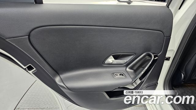 Mercedes-Benz A-Class (W177) A220 Sedan 2020 — фото 25