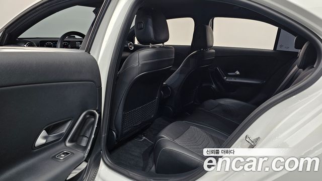 Mercedes-Benz A-Class (W177) A220 Sedan 2020 — фото 27
