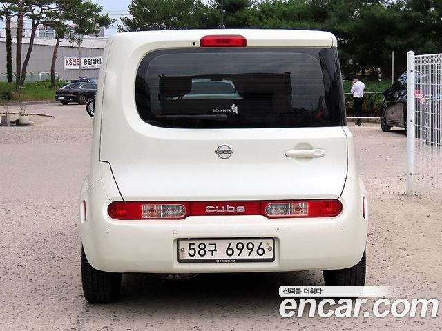 Nissan Cube 1.8 S Z12 2011 — фото 4