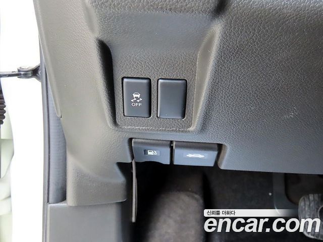 Nissan Cube 1.8 S Z12 2011 — фото 16
