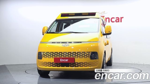 Hyundai Staria L3.5  Kinder Safety Car 15-Seater 2023 — фото 3