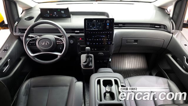 Hyundai Staria L3.5  Kinder Safety Car 15-Seater 2023 — фото 7