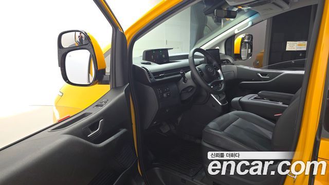 Hyundai Staria L3.5  Kinder Safety Car 15-Seater 2023 — фото 10