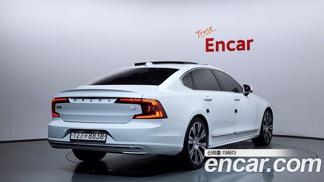Volvo S90 T8 AWD Inscription 2021 — фото 2