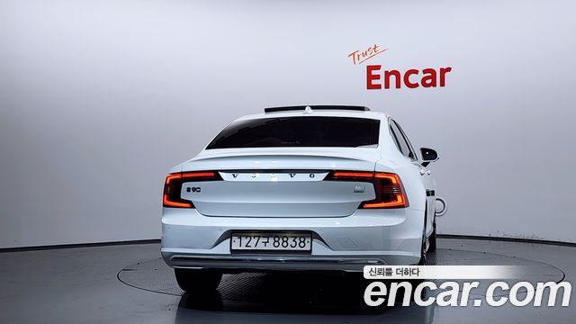 Volvo S90 T8 AWD Inscription 2021 — фото 4