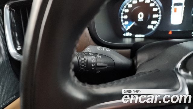 Volvo S90 T8 AWD Inscription 2021 — фото 20