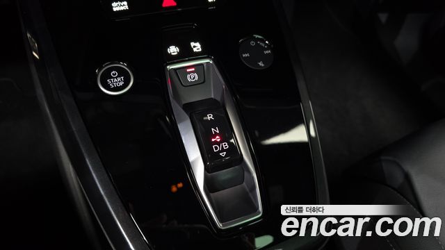 Audi Q4 e-tron (F4) 40 Premium Sportback 2022 — фото 9
