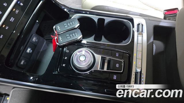 Kia Carnival (IV) Gasoline 11-Seater Signature 2023 — фото 9