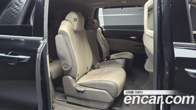 Kia Carnival (IV) Gasoline 11-Seater Signature 2023 — фото 12