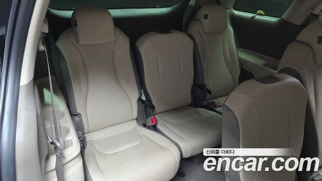 Kia Carnival (IV) Gasoline 11-Seater Signature 2023 — фото 13