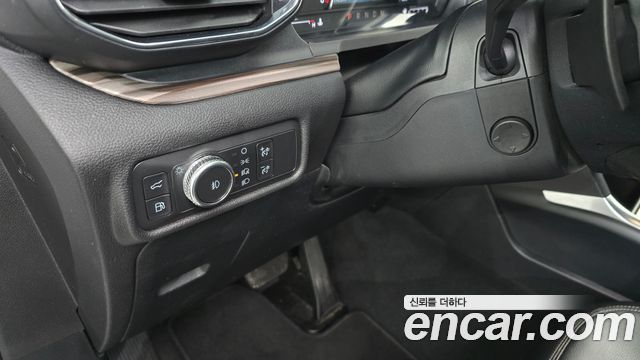 Ford Explorer (VI) 3.0 PHEV 2021 — фото 29