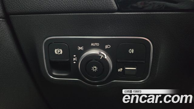 Mercedes-Benz GLA-Class (H247) GLA250 4MATIC 2020 — фото 17