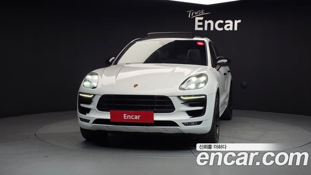 Porsche Macan 3.0 GTS 95B 2018 — фото 3