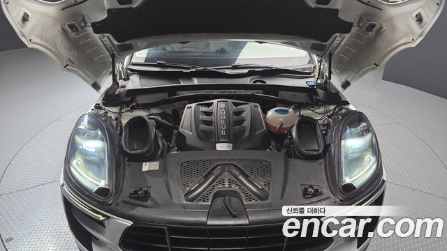 Porsche Macan 3.0 GTS 95B 2018 — фото 6