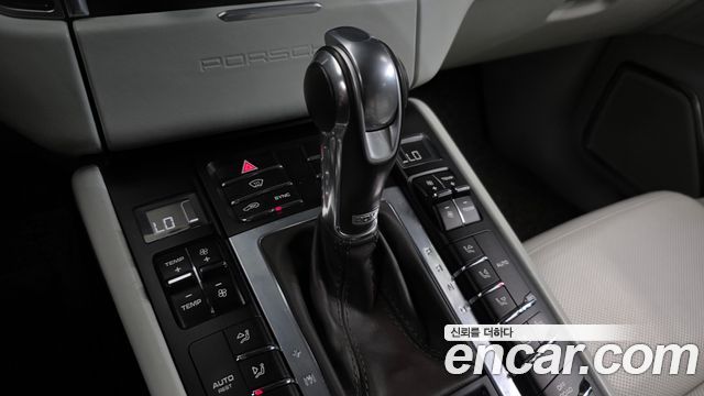 Porsche Macan 3.0 GTS 95B 2018 — фото 9