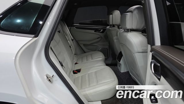 Porsche Macan 3.0 GTS 95B 2018 — фото 11