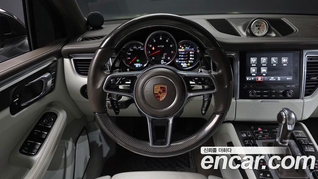 Porsche Macan 3.0 GTS 95B 2018 — фото 13