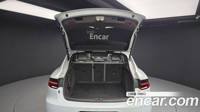Porsche Macan 3.0 GTS 95B 2018 — фото 20