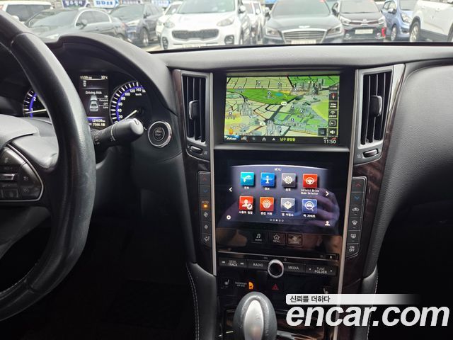 Infiniti Q50 2.2d Exclsive 2015 — фото 18