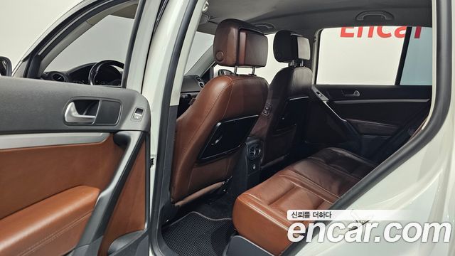 Volkswagen Tiguan 2.0 TDI Comfort 5N 2013 — фото 29