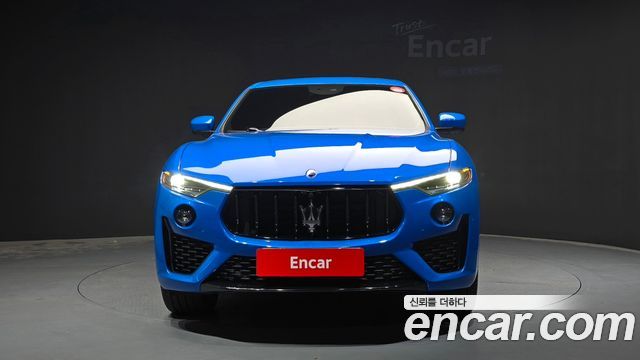 Maserati Levante 3.0 S AWD F Tributo 2021 — фото 3